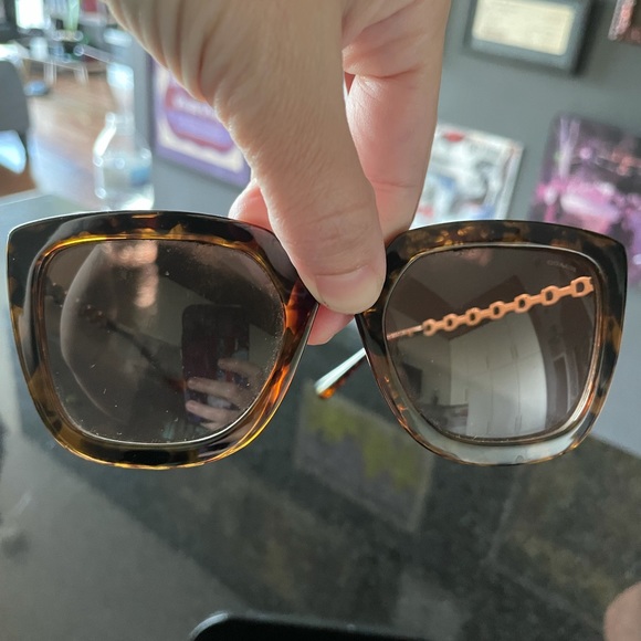 Coach Sunglasses!! - Picture 2 of 4